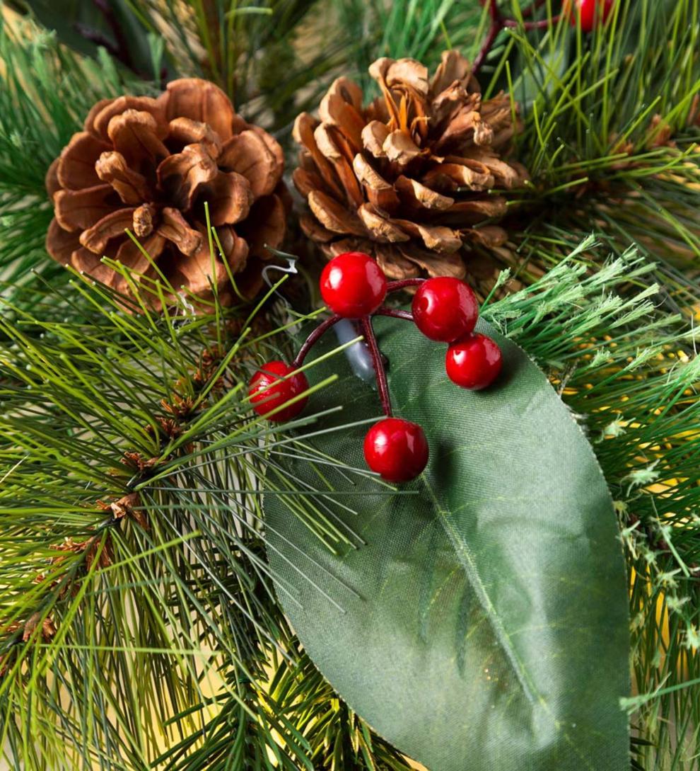 Plow & Hearth Home Accents Indoor Living Lighted Faux Greenery Snowflake Holiday Accent