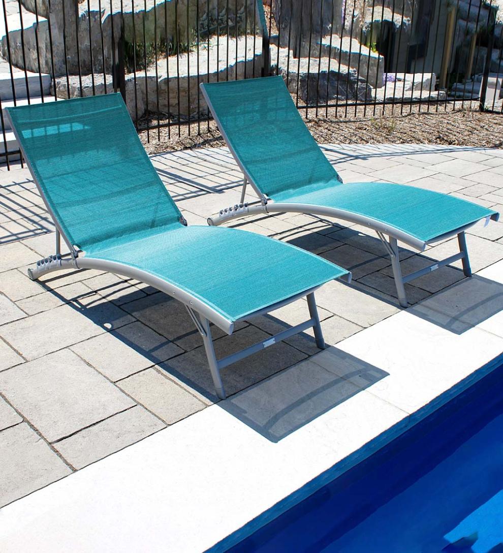 Plow & Hearth Loungers Outdoor Living Clearwater Aluminum Lounge Chair Set - Blue Hawaii