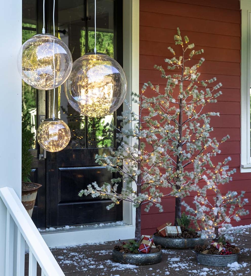 Plow & Hearth Outdoor Lamps & Lighting Outdoor Living Indoor/Outdoor Lighted Snowy Pine Tree