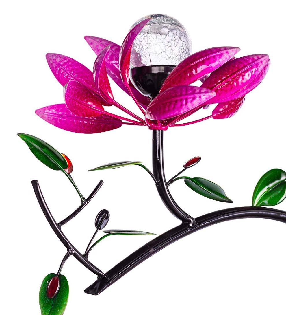 Plow & Hearth Outdoor Lamps & Lighting Outdoor Living Triple Flower Spinner With Color-Changing Solar Crackle Glass Orbs