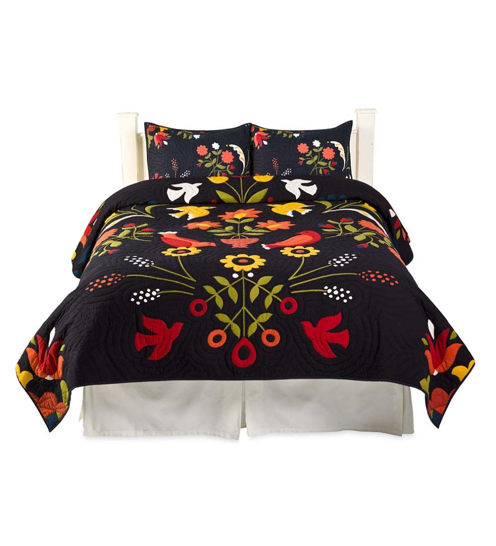 Plow & Hearth Quilts & Bedspreads Indoor Living Ansley Folk Art Quilt Set