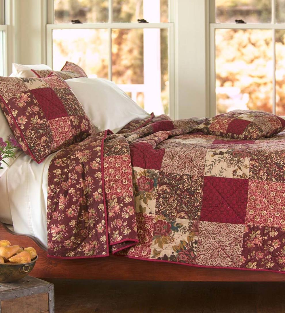 Plow & Hearth Quilts & Bedspreads Indoor Living Cranberry Floral Patchwork Quilt Set