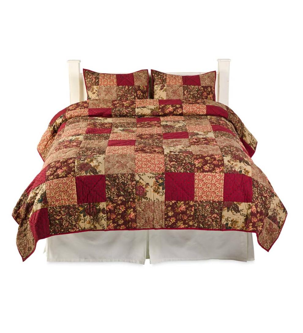 Plow & Hearth Quilts & Bedspreads Indoor Living Cranberry Floral Patchwork Quilt Set