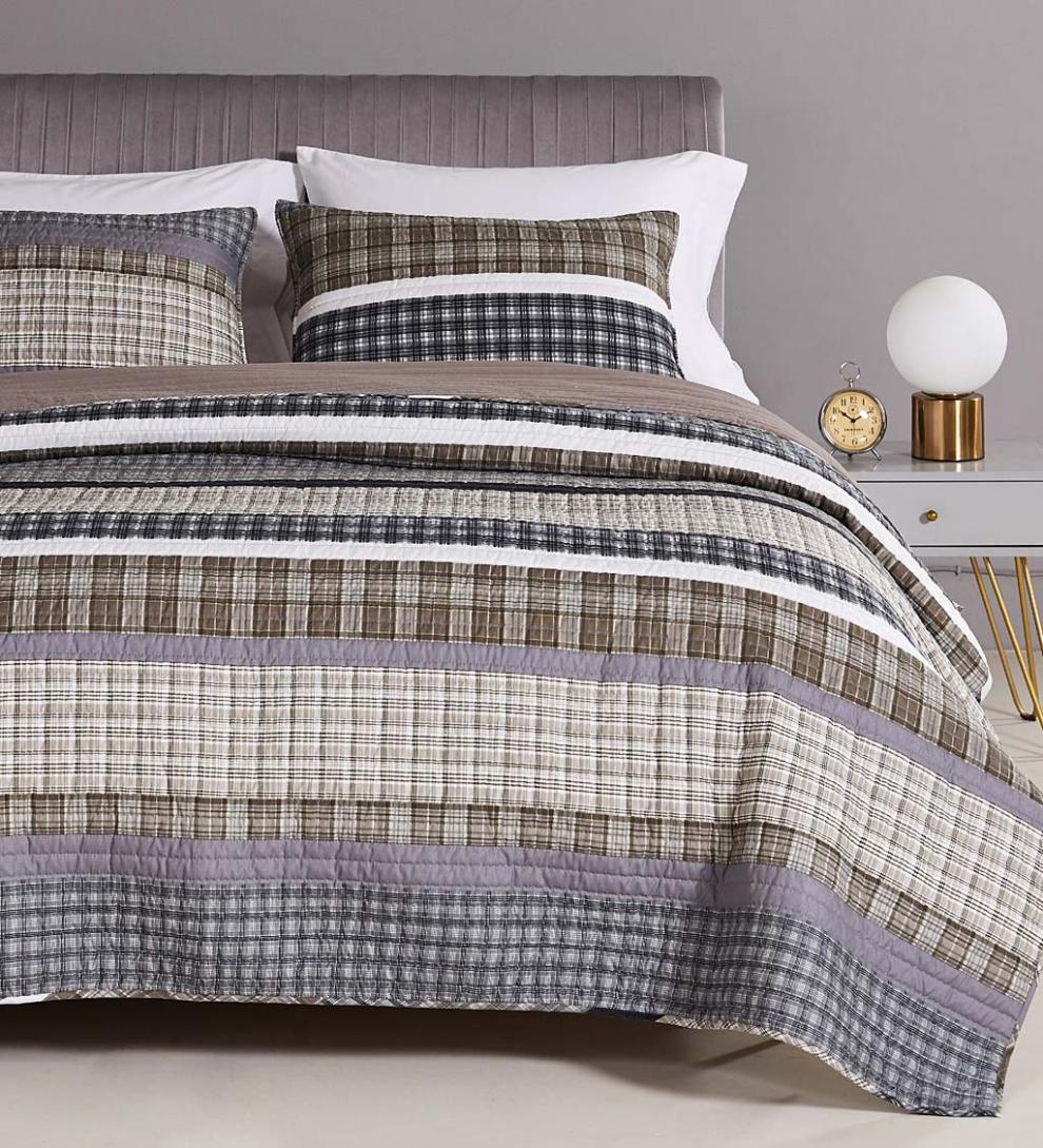 Plow & Hearth Quilts & Bedspreads Indoor Living Gold Rush Gray Quilt Set