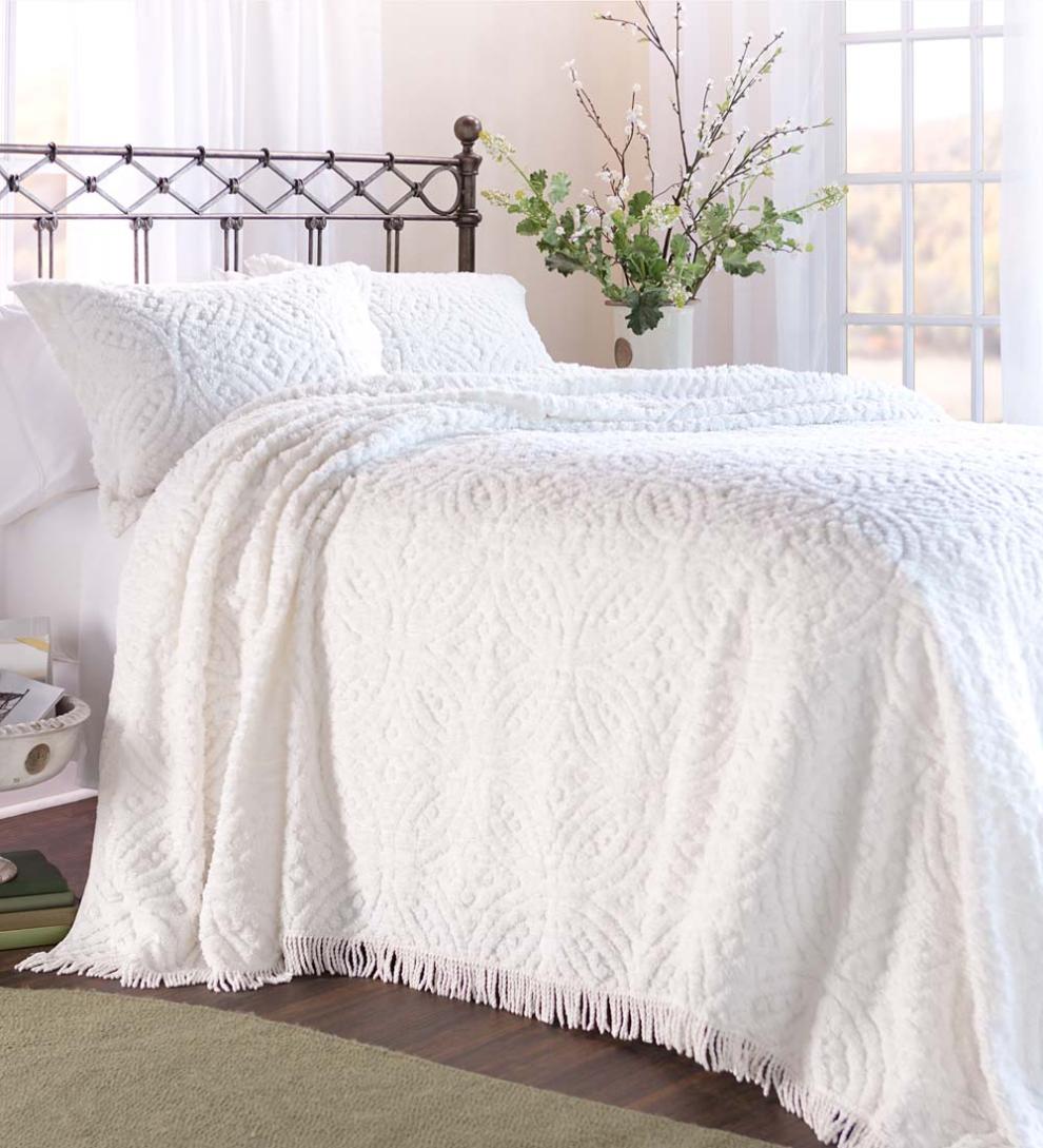 Plow & Hearth Quilts & Bedspreads Indoor Living Wedding Ring Tufted Chenille Bedspread And Shams