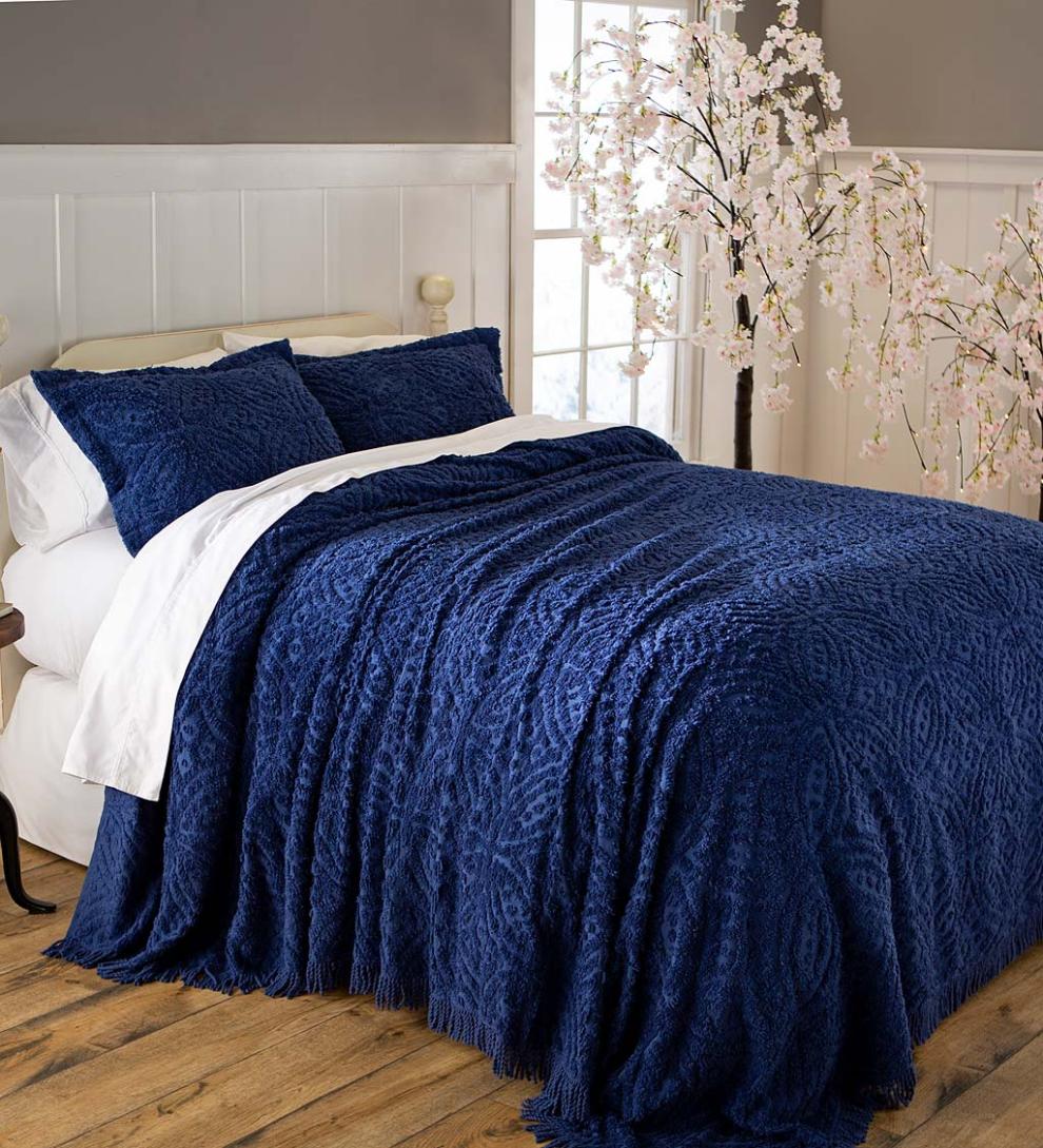Plow & Hearth Quilts & Bedspreads Indoor Living Wedding Ring Tufted Chenille Bedspread And Shams