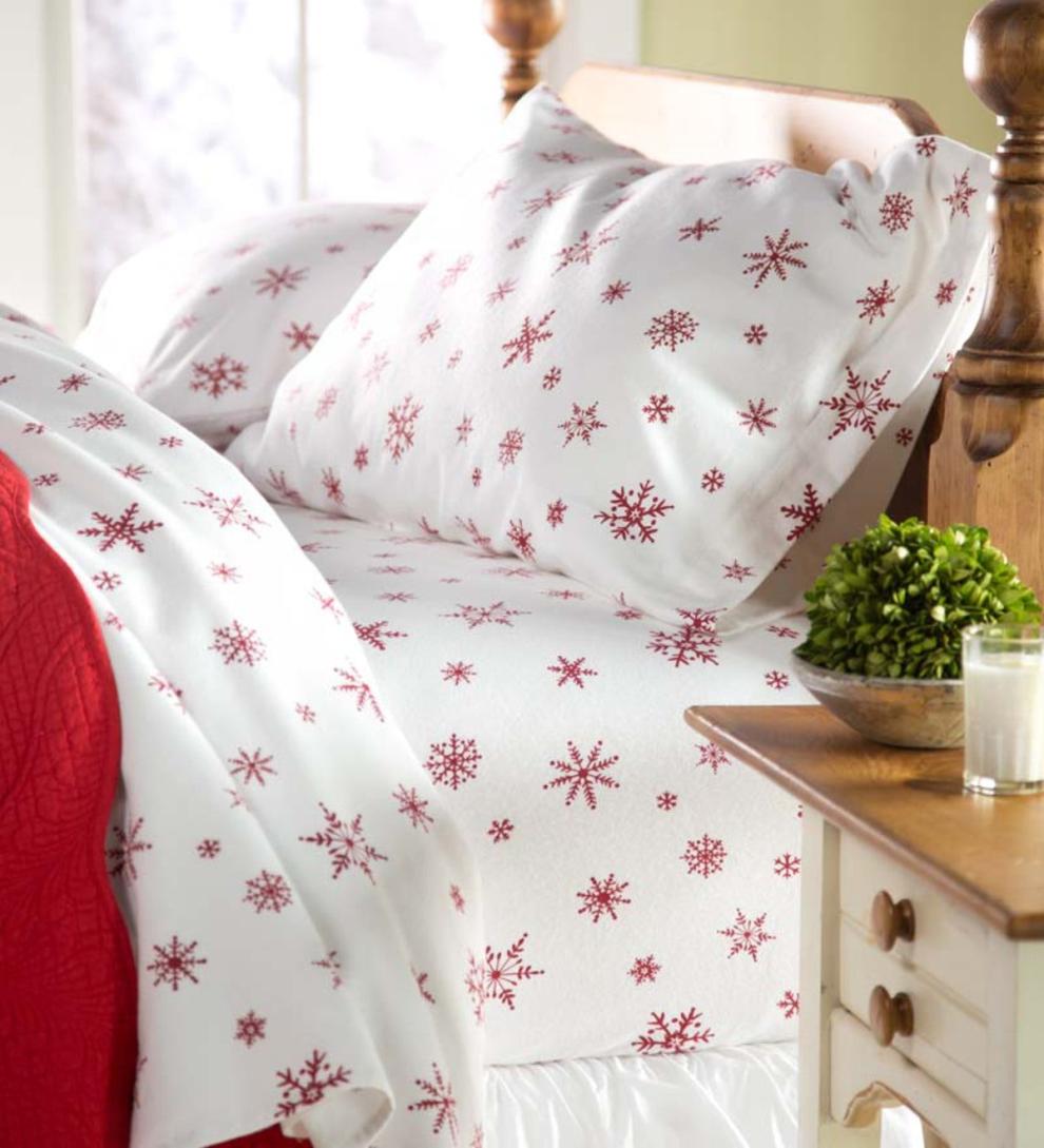 Plow & Hearth Sheets Indoor Living Crystal Snowflake Cotton Flannel Sheet Set