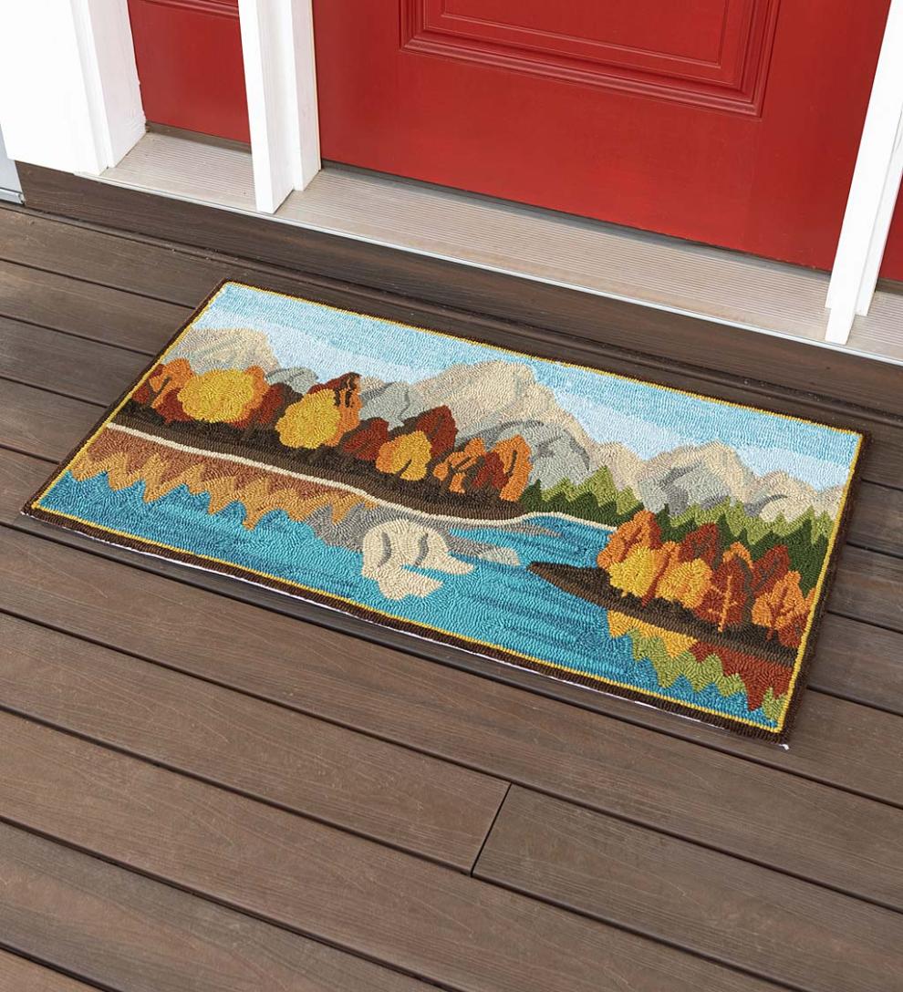 Plow & Hearth Small Accent Rugs Indoor Living Indoor/Outdoor Mountain Lake Hooked Polypropylene Accent Rug
