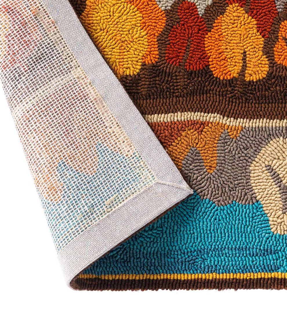 Plow & Hearth Small Accent Rugs Indoor Living Indoor/Outdoor Mountain Lake Hooked Polypropylene Accent Rug