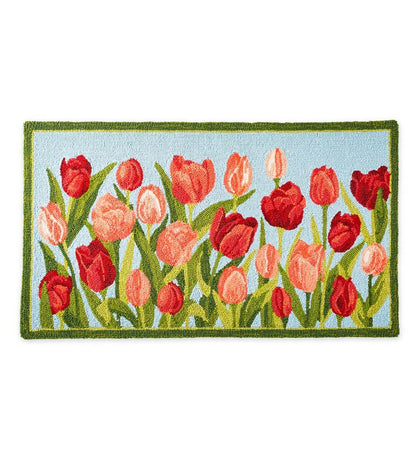 Plow & Hearth Small Accent Rugs Indoor Living Indoor/Outdoor Pink Tulips Hooked Polypropylene Accent Rug
