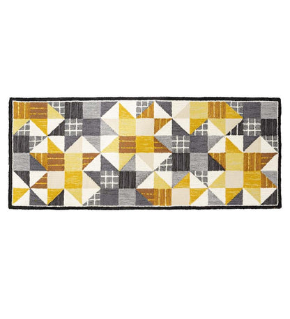 Plow & Hearth Small Accent Rugs Indoor Living Indoor/Outdoor Springtime Quilt Polypropylene Rug Runner