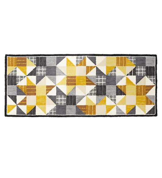 Plow & Hearth Small Accent Rugs Indoor Living Indoor/Outdoor Springtime Quilt Polypropylene Rug Runner