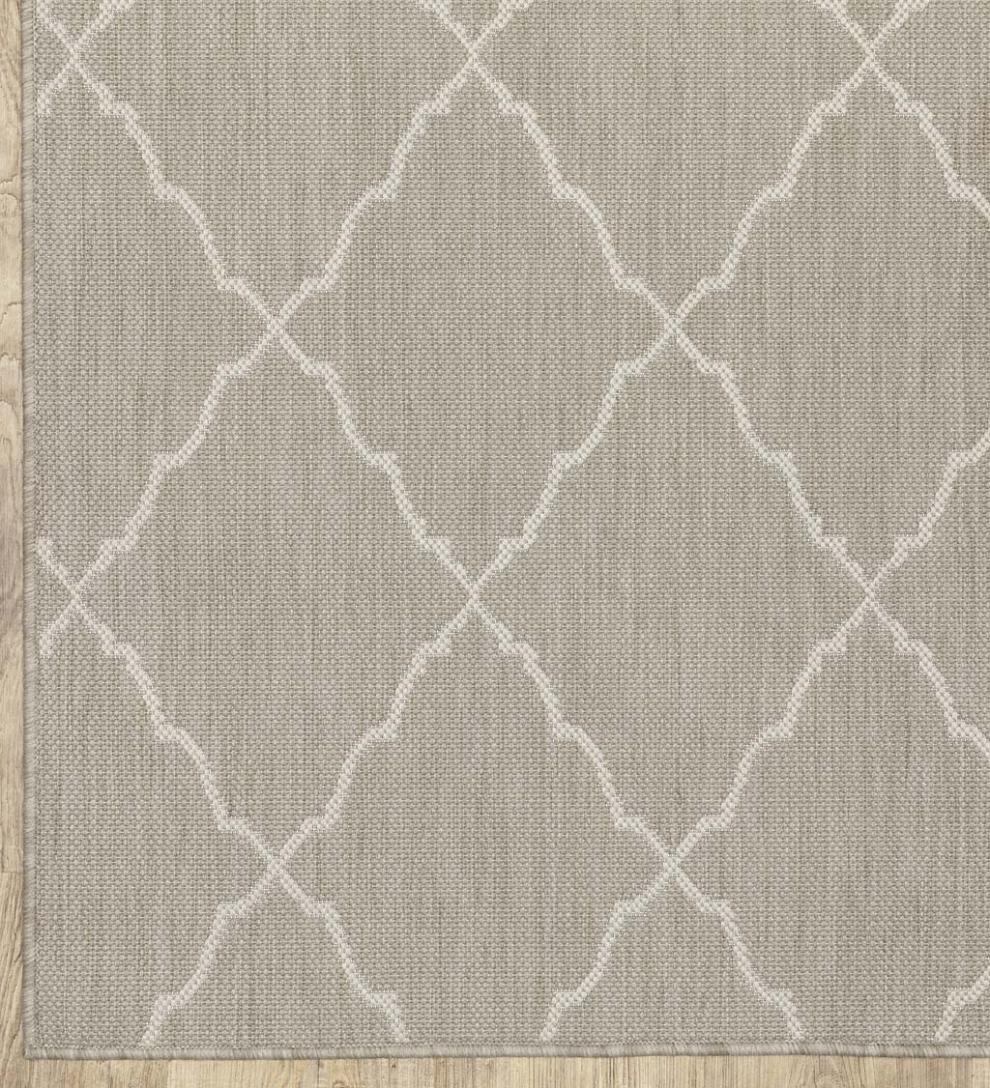 Plow & Hearth Synthetic Rugs Indoor Living Hamilton Latticework Indoor/Outdoor Rug