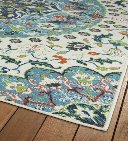 Plow & Hearth Synthetic Rugs Indoor Living Indoor/Outdoor Brunswick Medallion Polypropylene Rug