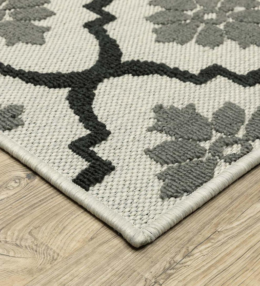 Plow & Hearth Synthetic Rugs Indoor Living Indoor/Outdoor York Tilework Polypropylene Rug