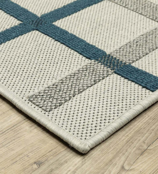 Plow & Hearth Synthetic Rugs Indoor Living Indoor/Outdoor York Windowpane Polypropylene Rug
