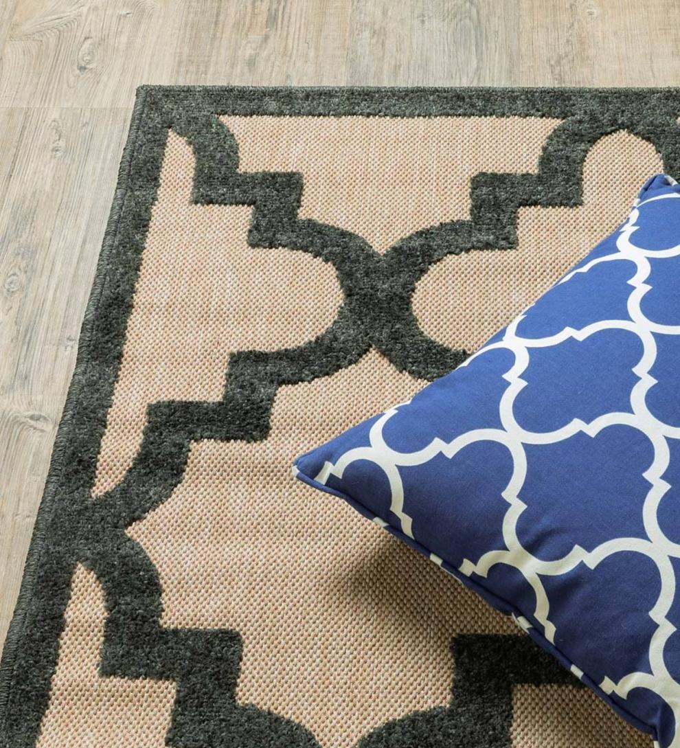 Plow & Hearth Synthetic Rugs Indoor Living Lafayette Indoor/Outdoor Rug