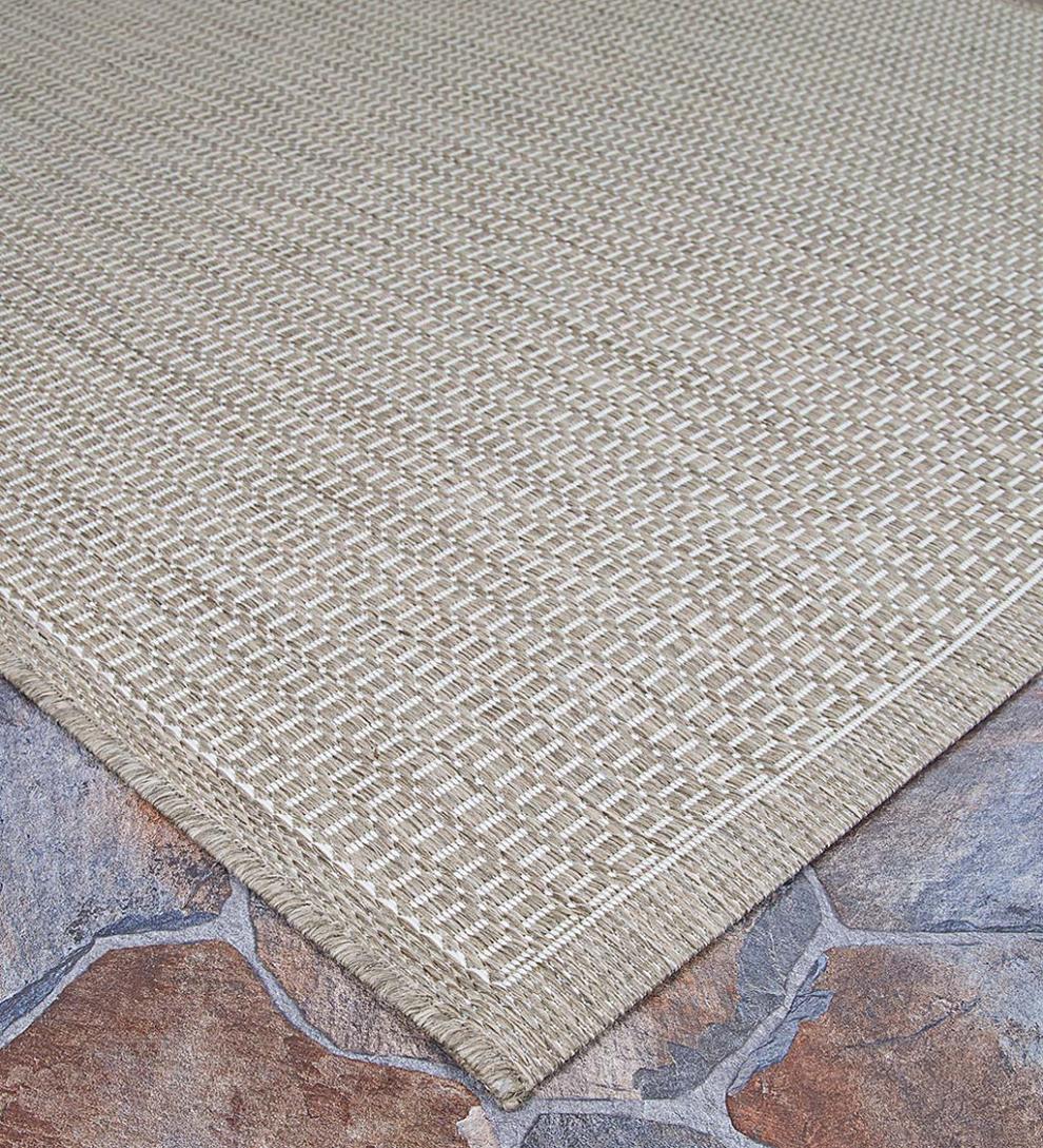 Plow & Hearth Synthetic Rugs Indoor Living Veranda Textured Indoor/Outdoor Polypropylene Rug