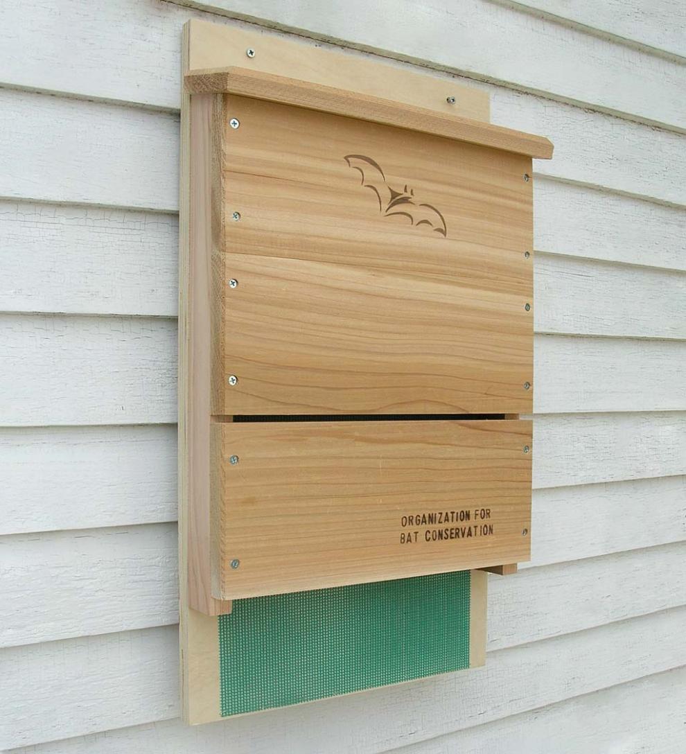 Plow & Hearth Wildlife Housing Yard & Garden Single-Chamber Cedar And Plywood Bat House