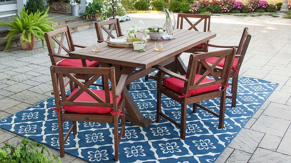 Plow & Hearth Wood Furniture Outdoor Living Claremont Outdoor Dining Furniture, Eucalyptus Table And Chairs