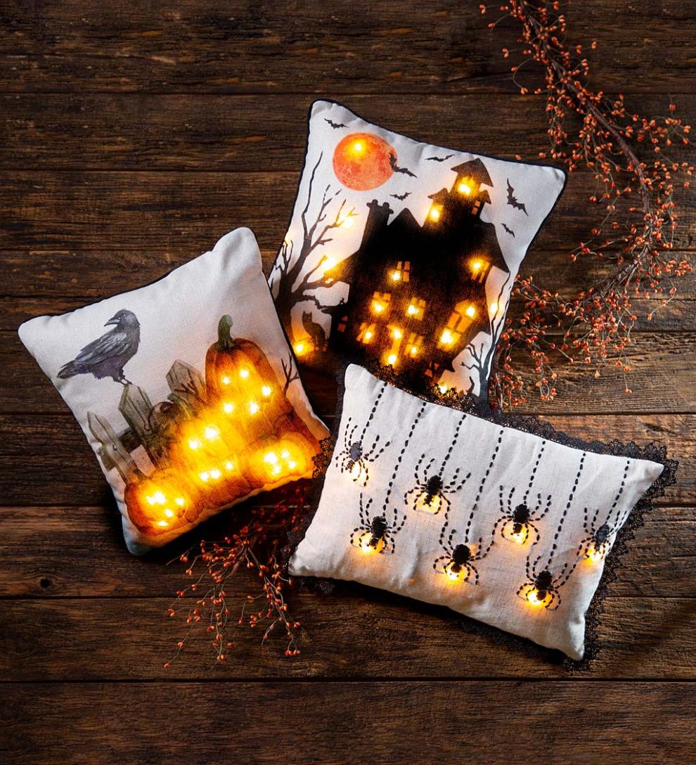 Plow & Hearth Home Accents Indoor Living Lighted Halloween Decorative Throw Pillow - Raven With Jack-O'-Lanterns