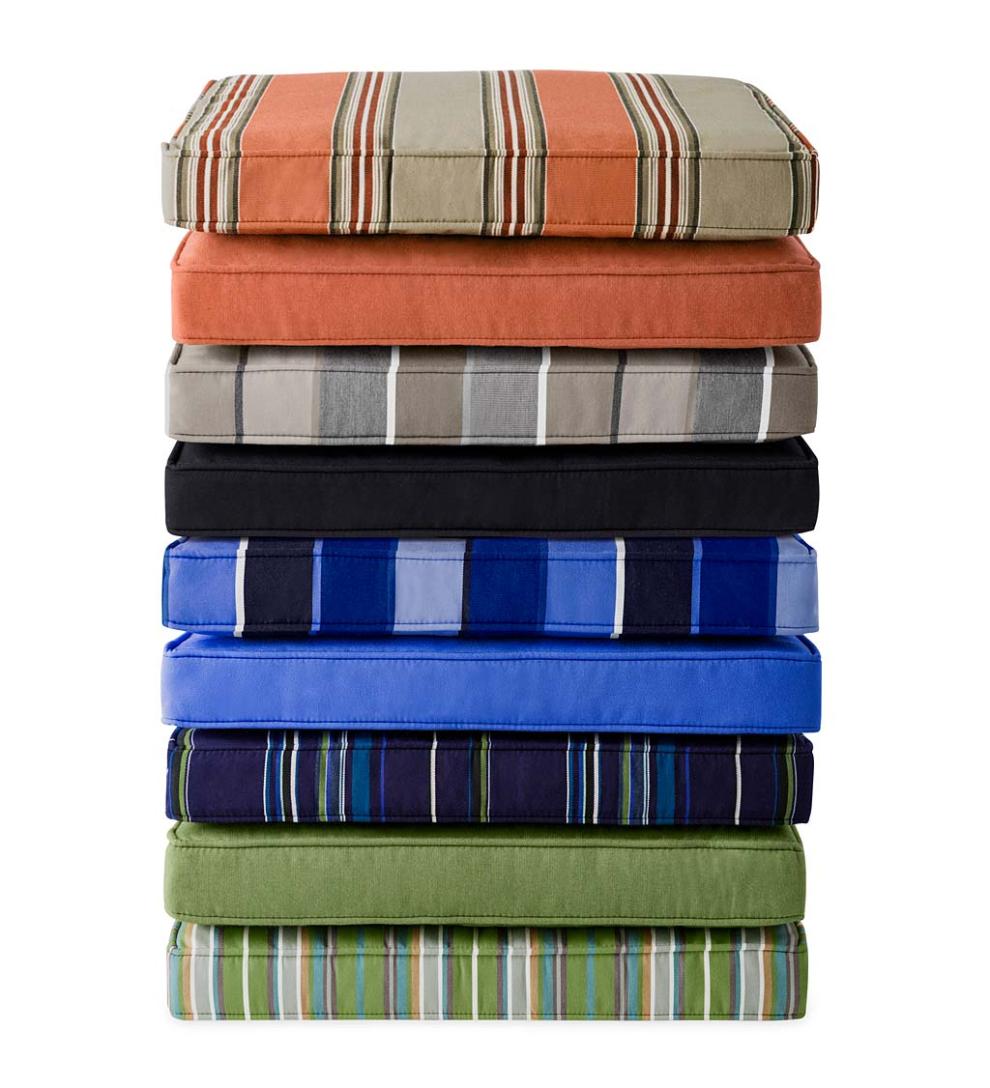 Plow & Hearth Outdoor Furniture Cushions Outdoor Living Deluxe Sunbrella Square Cushion With Ties 18½" X 17½" X 3" - Bandana