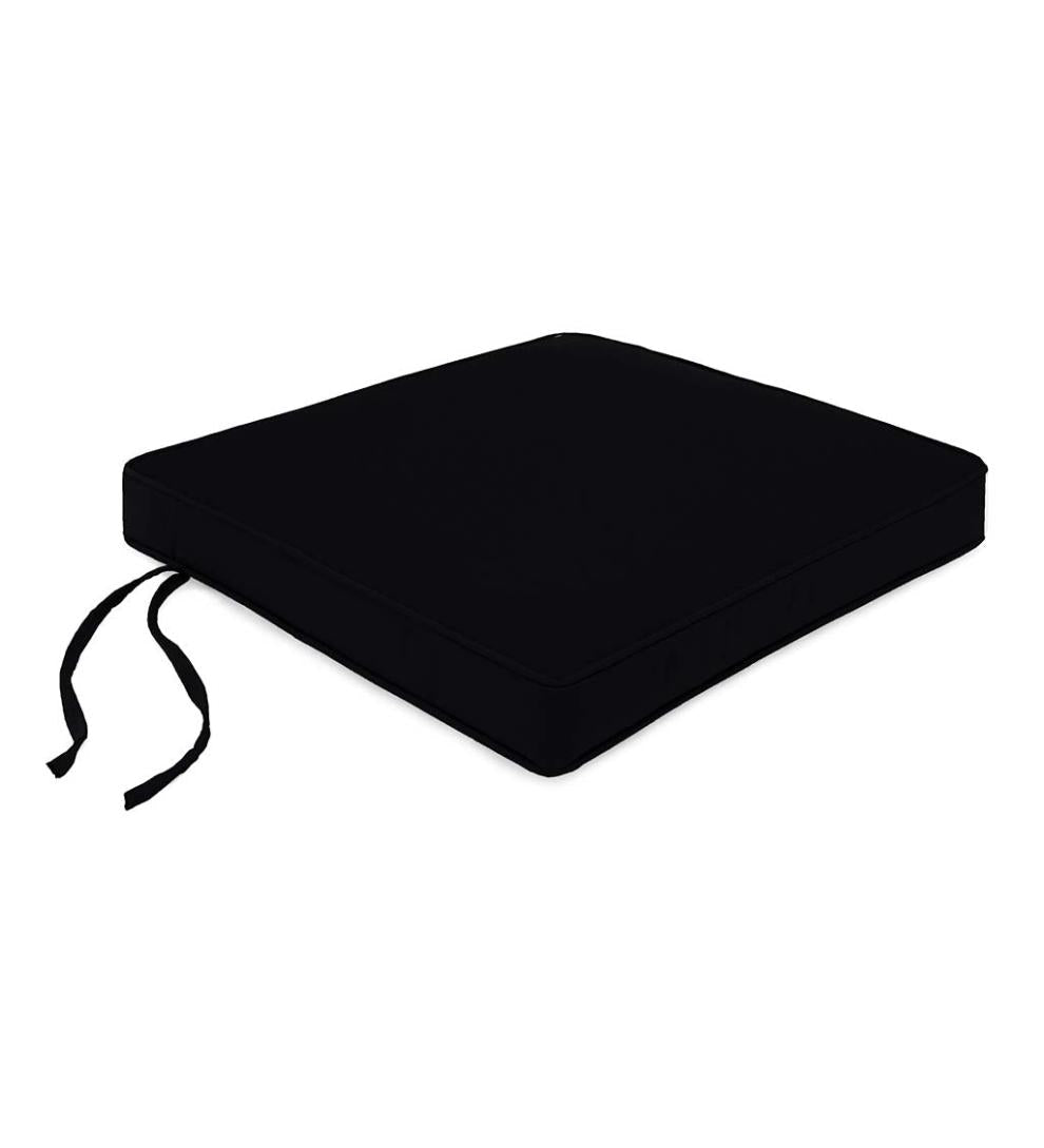 Plow & Hearth Outdoor Furniture Cushions Outdoor Living Deluxe Sunbrella Square Cushion With Ties 21½" X 18½" X 3" - Bandana