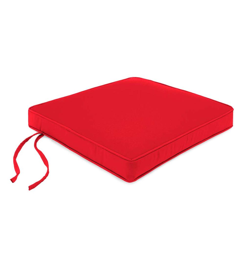 Plow & Hearth Outdoor Furniture Cushions Outdoor Living Deluxe Sunbrella Square Cushion With Ties 20½" X 20½" X 2½" - Bandana