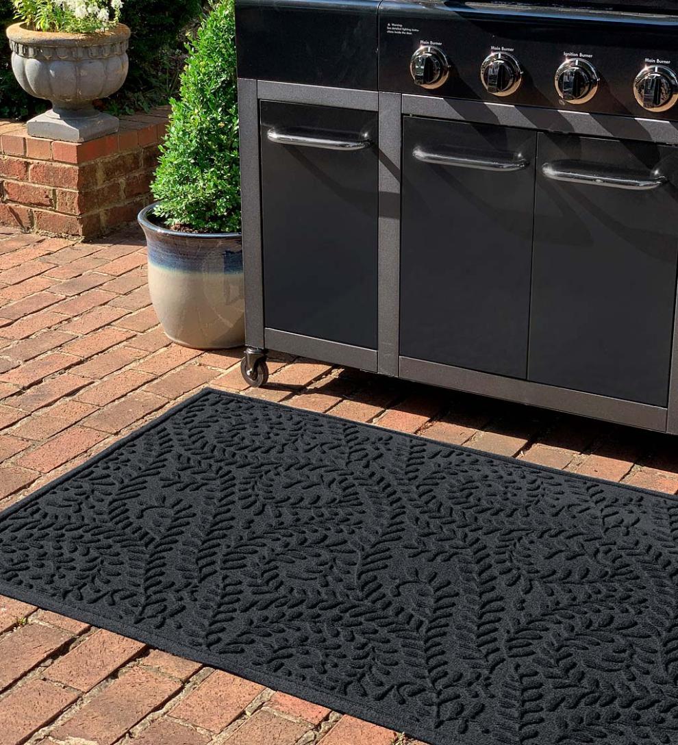 Plow & Hearth Synthetic Rugs Indoor Living Waterhog Boxwood Grill Mat, 3' X 5' - Bordeaux