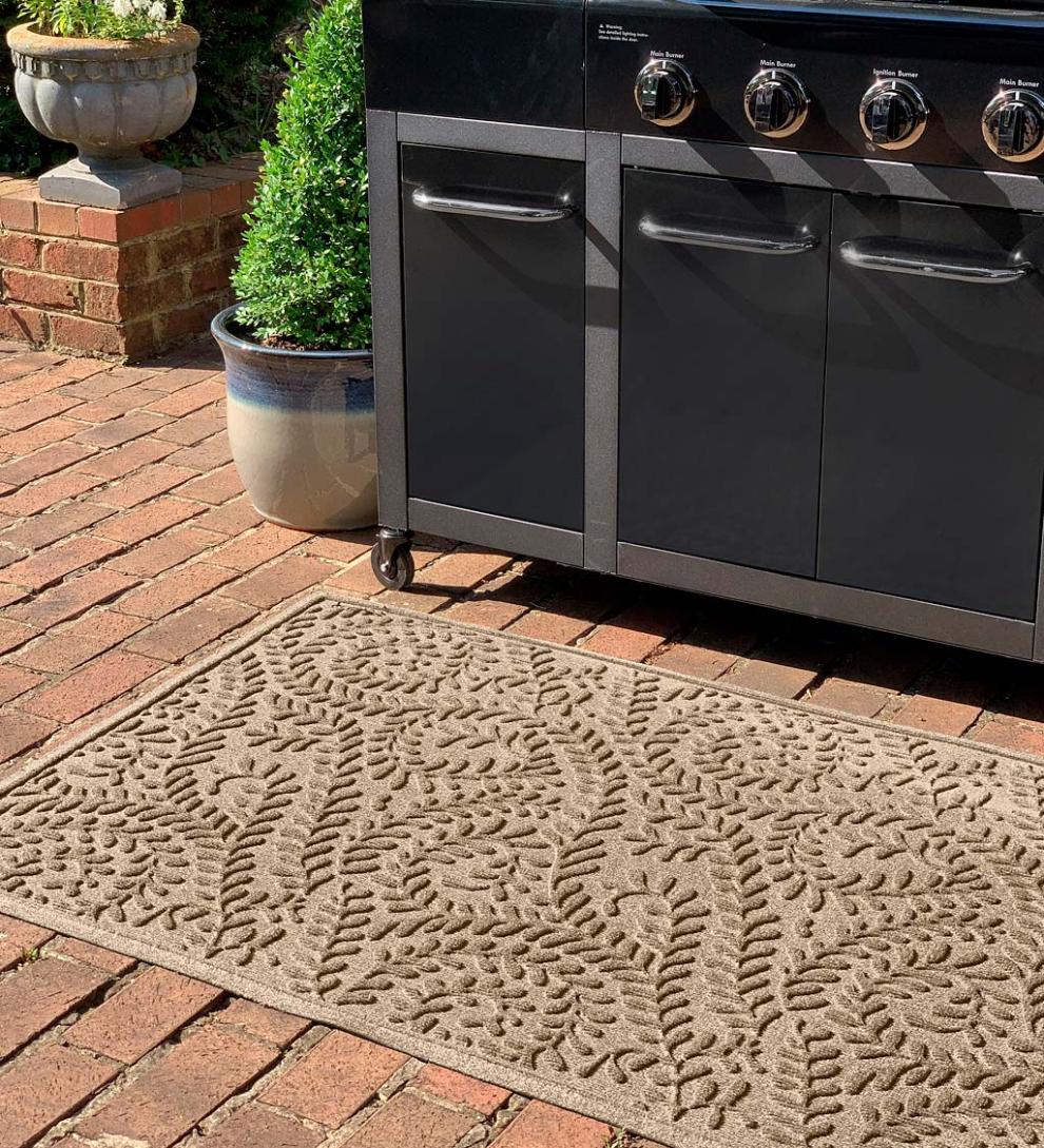 Plow & Hearth Synthetic Rugs Indoor Living Waterhog Boxwood Grill Mat, 3' X 5' - Bordeaux