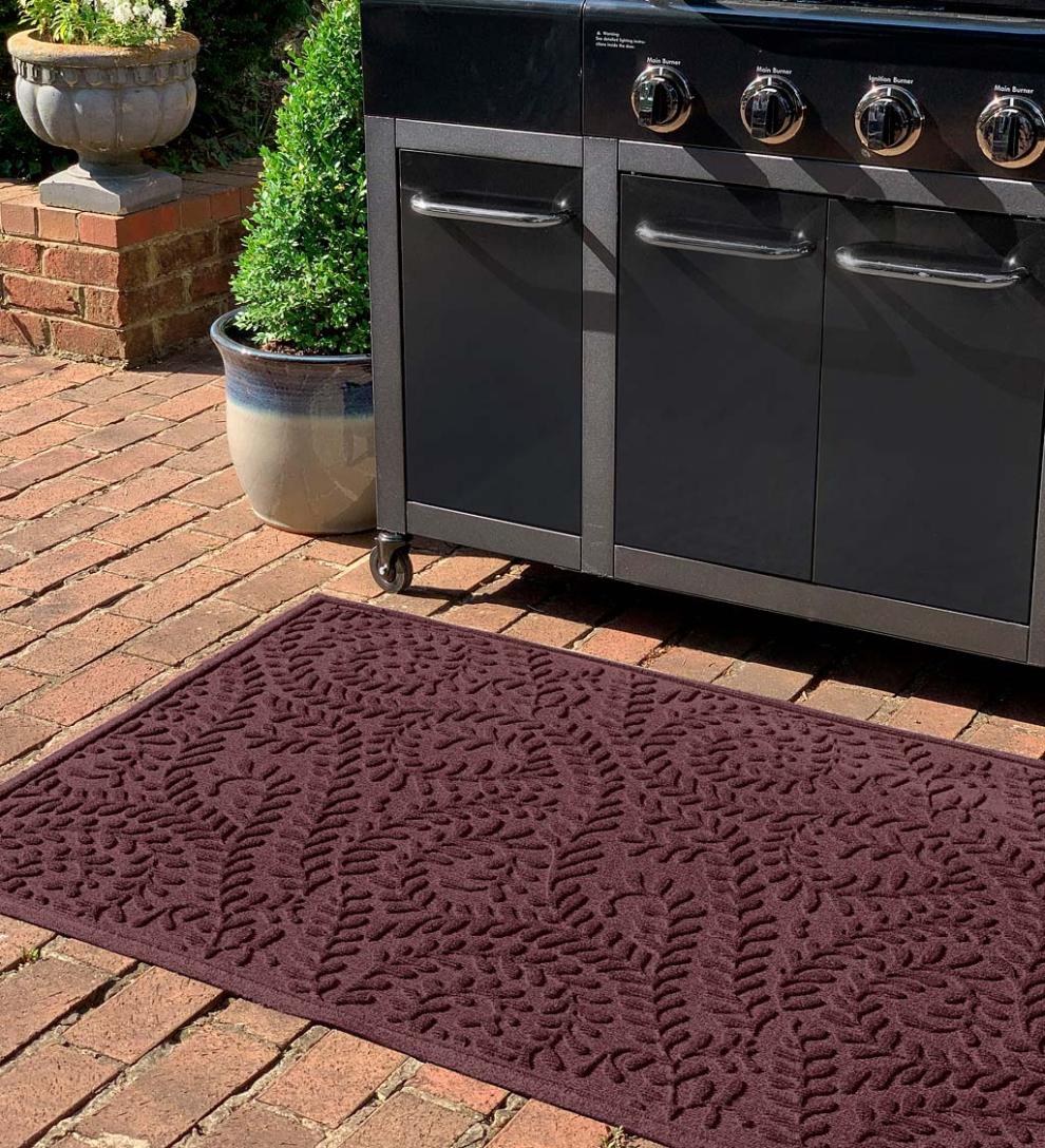 Plow & Hearth Synthetic Rugs Indoor Living Waterhog Boxwood Grill Mat, 3' X 5' - Bordeaux