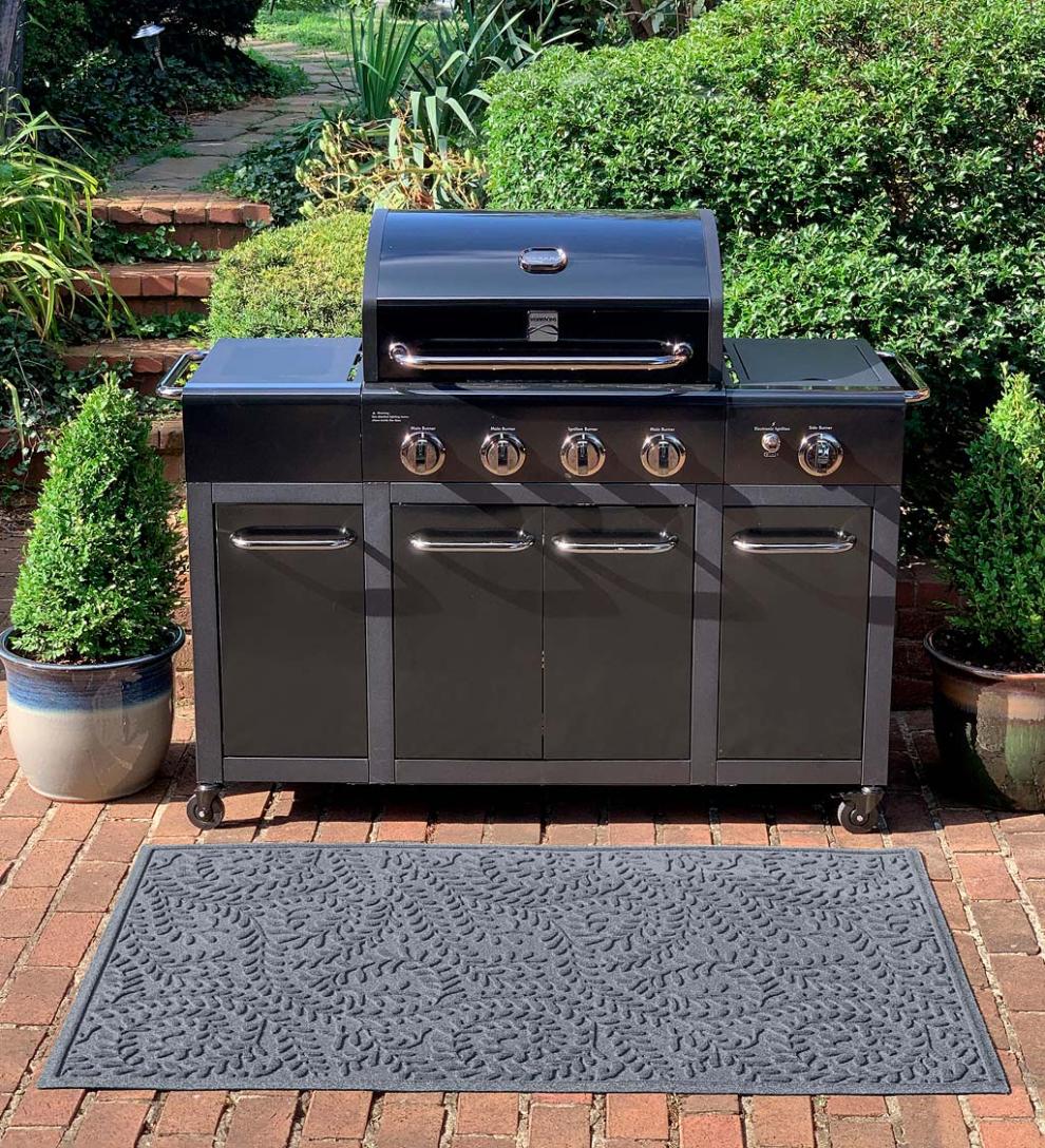 Plow & Hearth Synthetic Rugs Indoor Living Waterhog Boxwood Grill Mat, 3' X 5' - Bordeaux